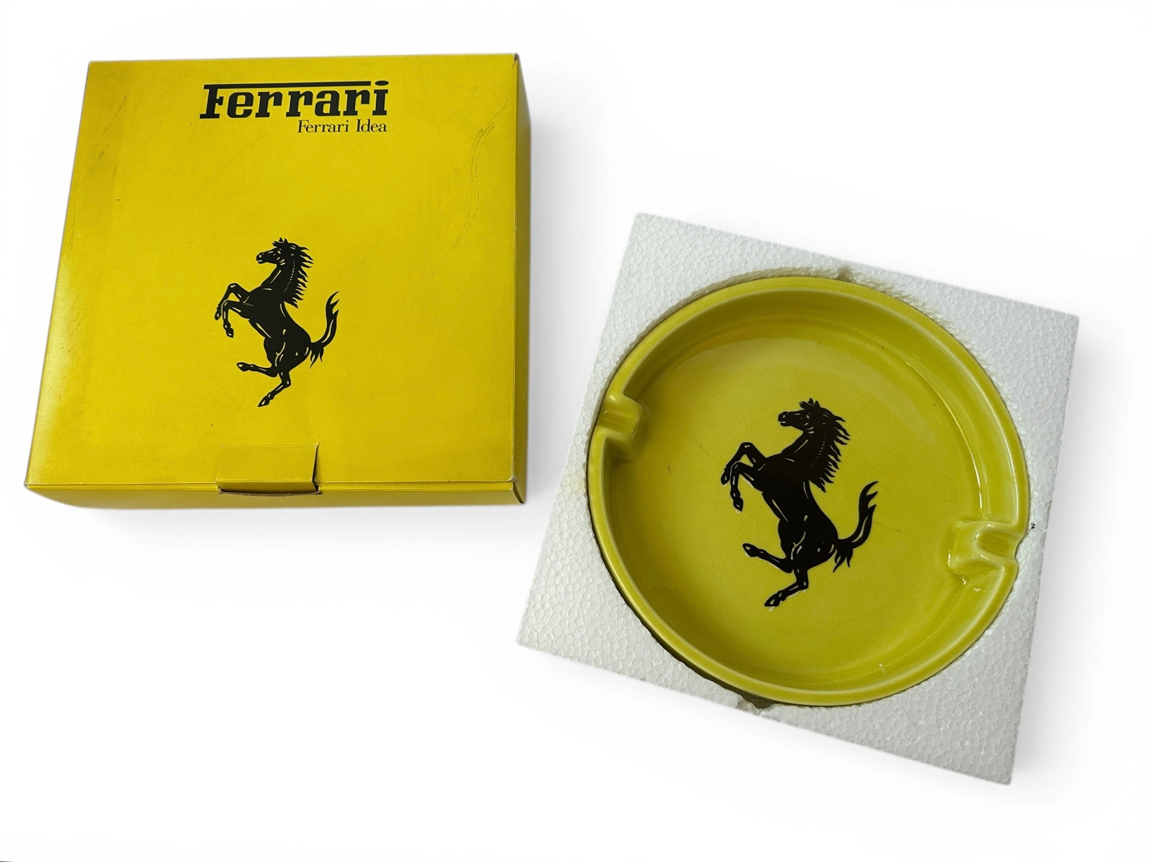 Ferrari_灰皿 Ferrari Classic Ceramic Ashtray By Flavia Italy - Official IDEA Access