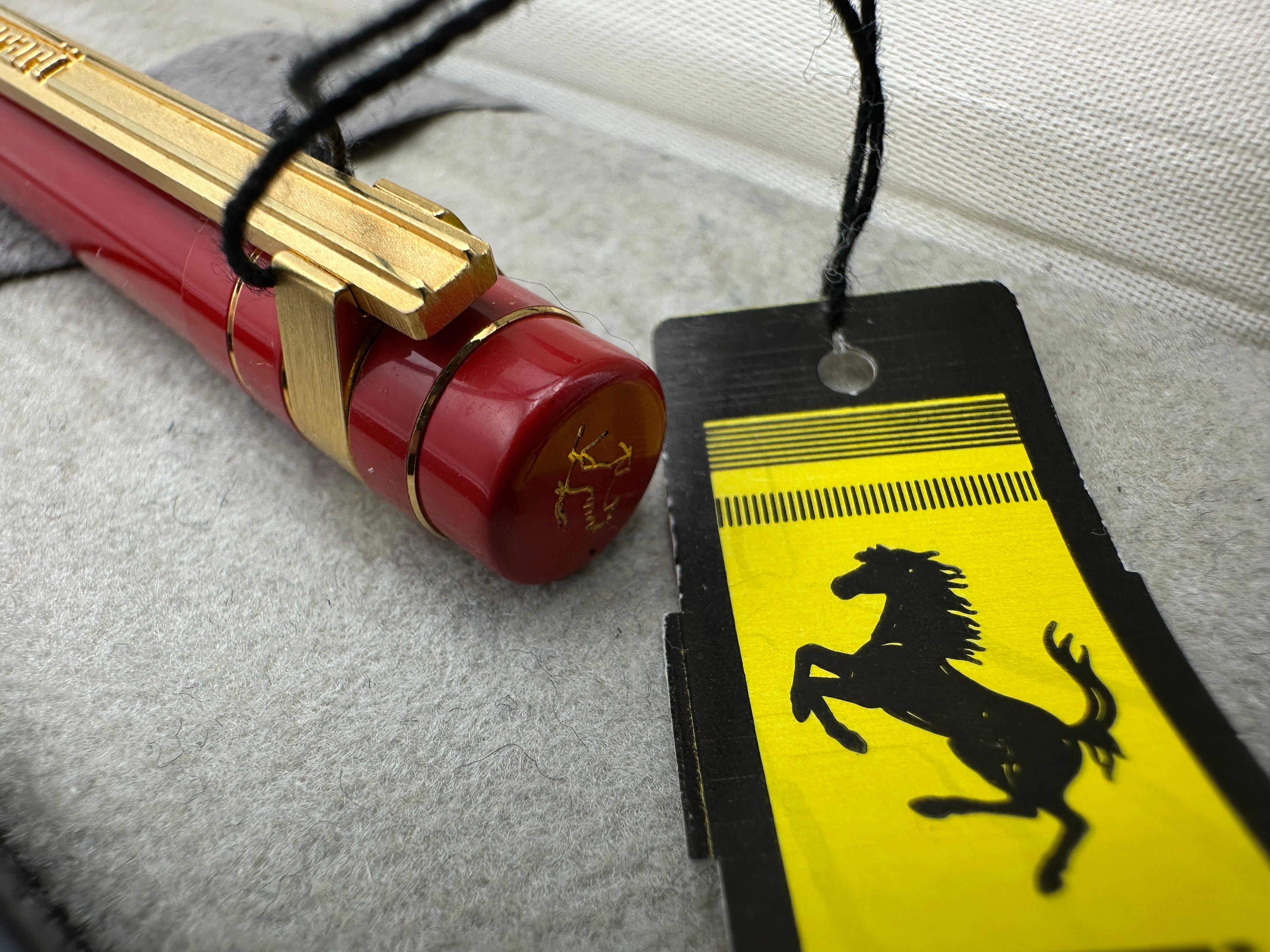 Ferrari Formula Red Fountain Pen in Box – Cartier Series 18K Gold Ni