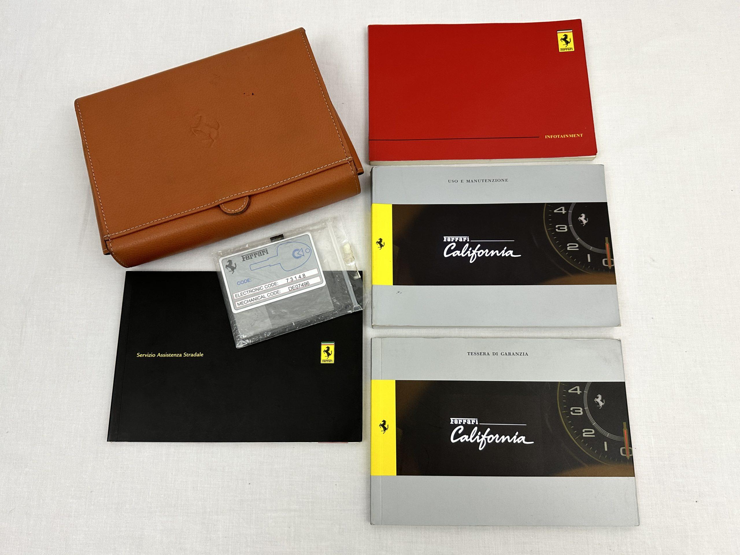 Ferrari California Schedoni Leather Pouch – Owners Manual – Booklets - 2008