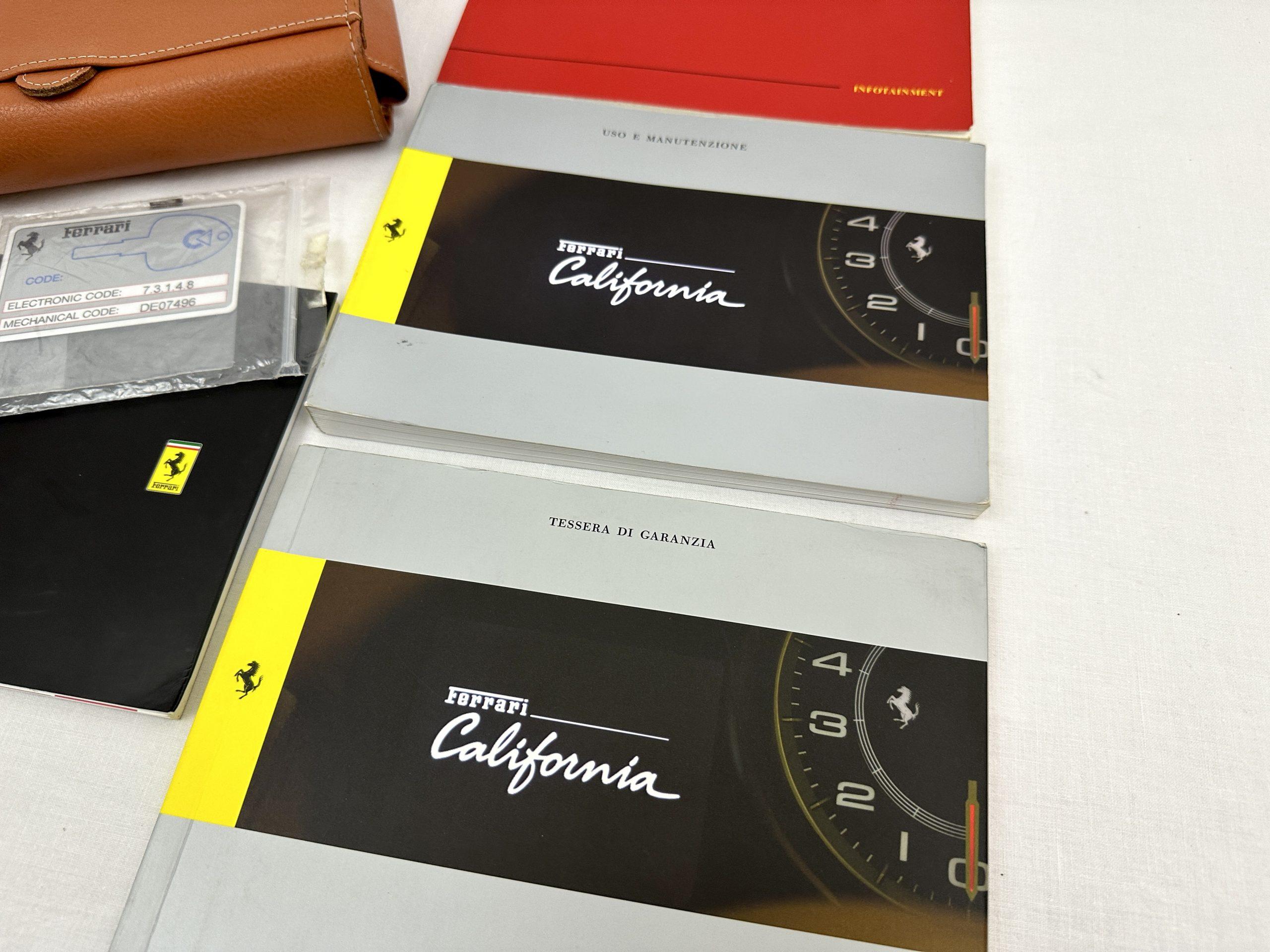 Ferrari California Schedoni Leather Pouch – Owners Manual – Booklets - 2008