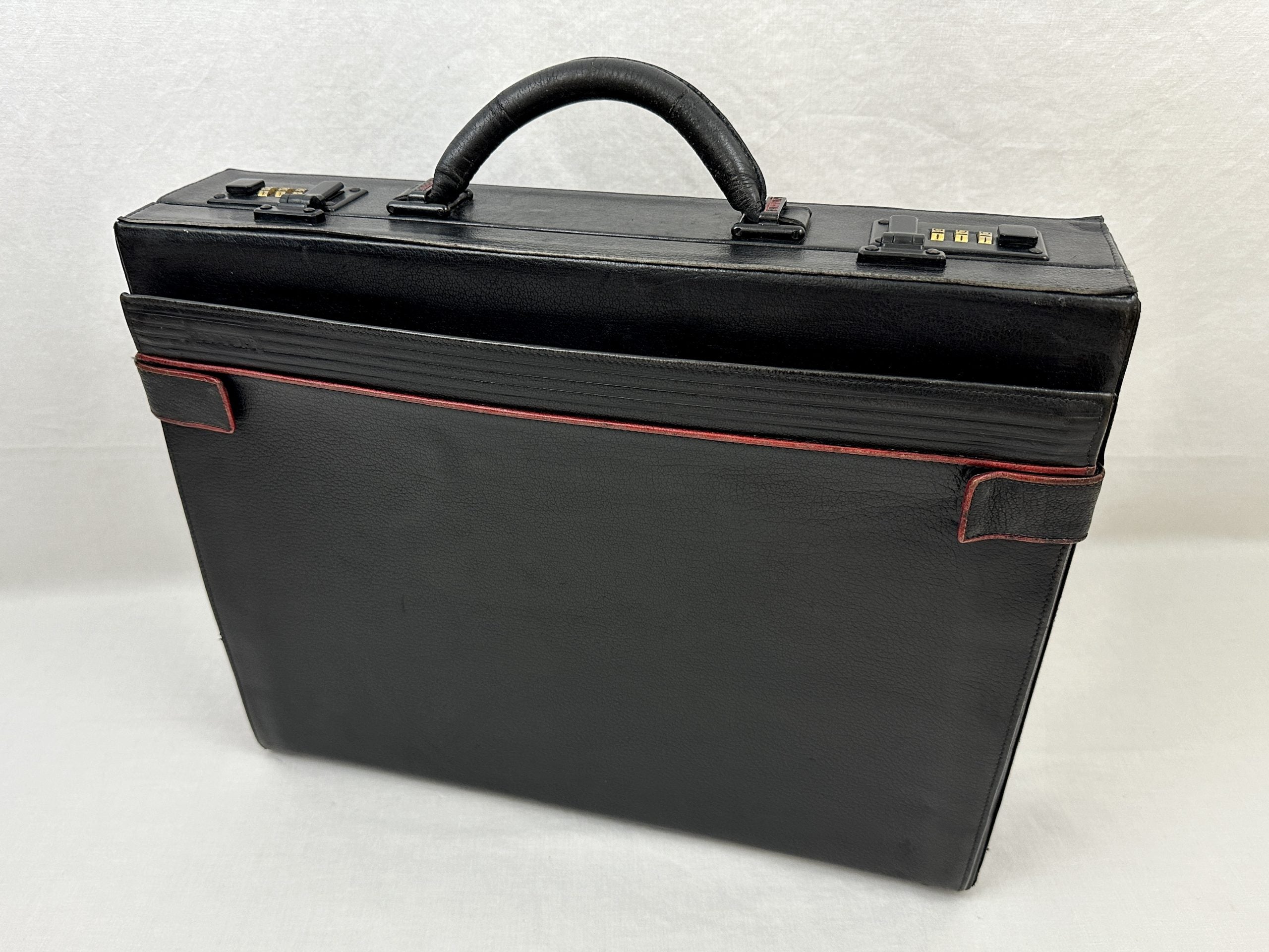 Ferrari Formula Black Leather Business Briefcase, Suitcase– Cartier Series