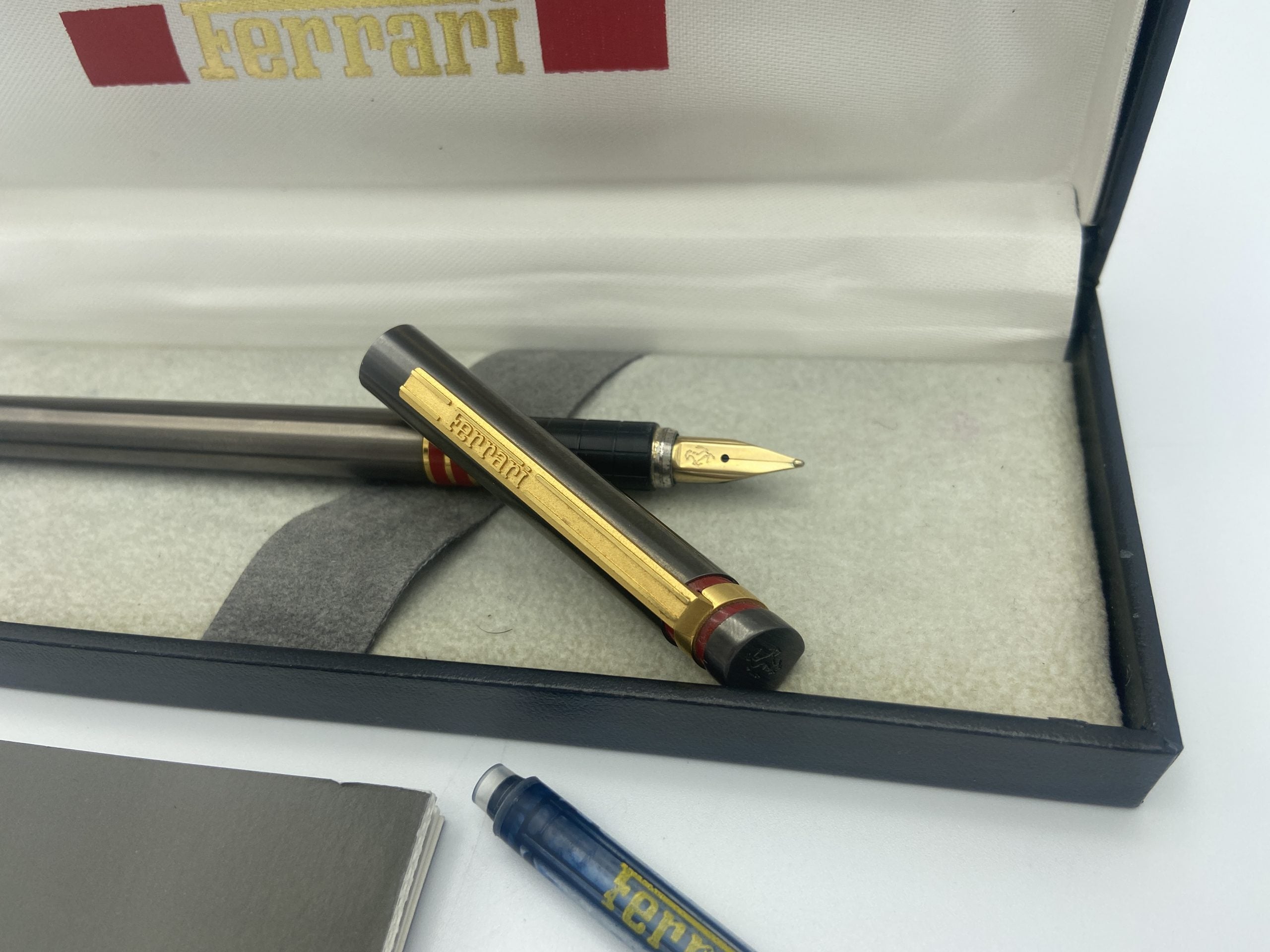 Ferrari Formula Dark Grey Fountain Pen in Box – Cartier Series